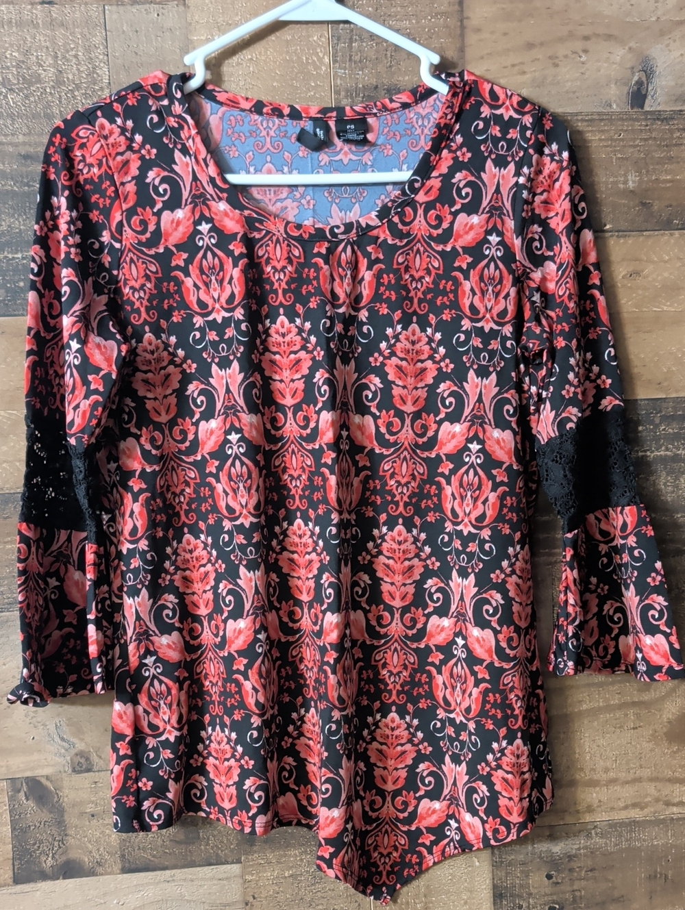 new directions Black & Coral Floral Damask Scoop Neck Top
